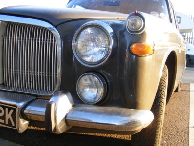 The rather imposing grille and headlamps on a Rover Pb5.
